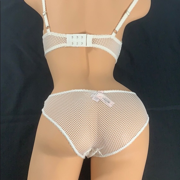 Victoria’s Secret 32DD medium bra set - Picture 6 of 8